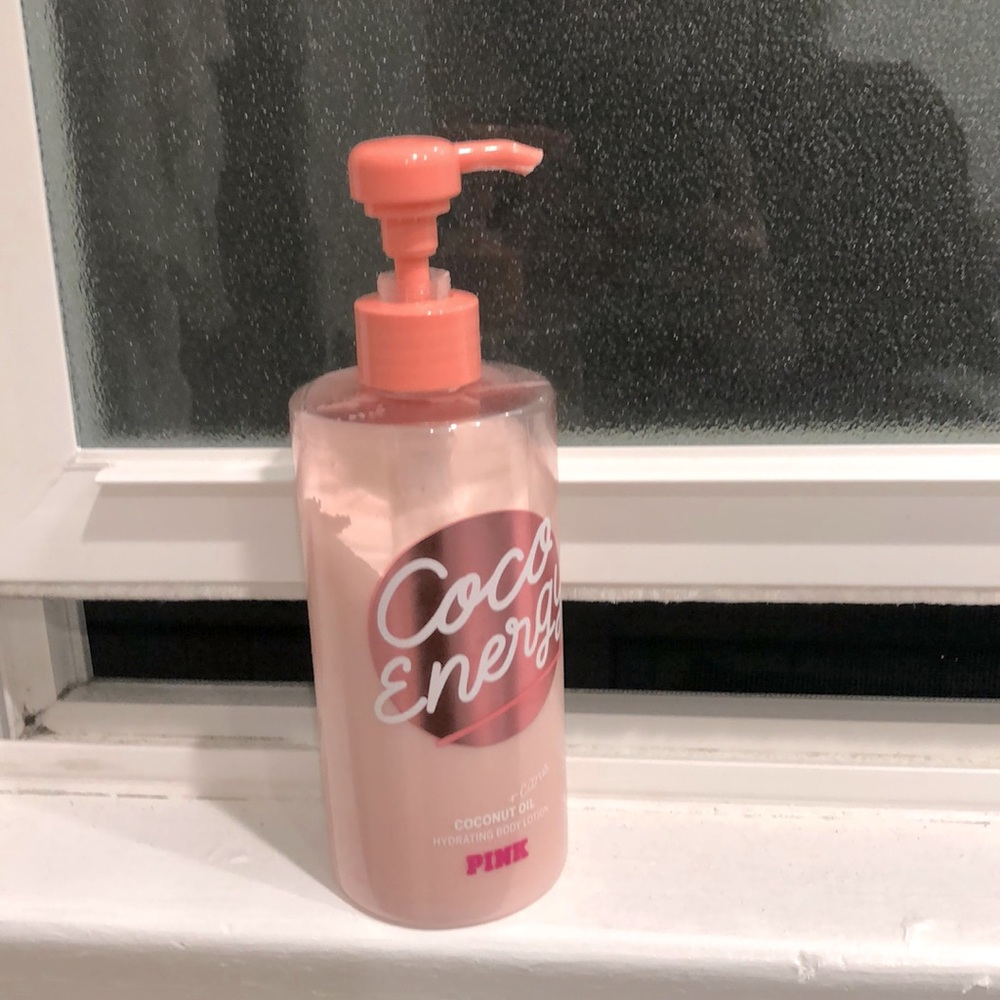 Body lotion, Victoria secret, 90% left